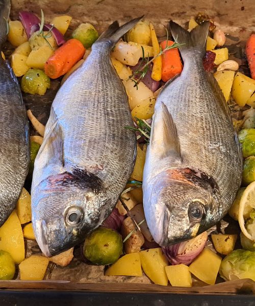 Sladkovodne ali morske ribe za božič? Kako se je oblikovala ta navada?