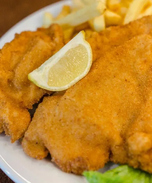 Boste za silvestrovo delali dunajski zrezek? Originalni je s tem mesom