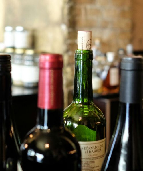 Ali veste, zakaj so vinske steklenice velike ravno 0,75 litra?