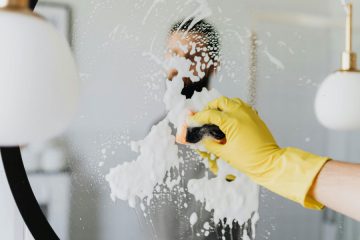 Ena stvar v kopalnici, ki bi jo morali očistiti vsako soboto