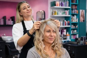 Frizure, ki v letu 2026 delujejo zastarelo – in zakaj jih ženske opuščajo