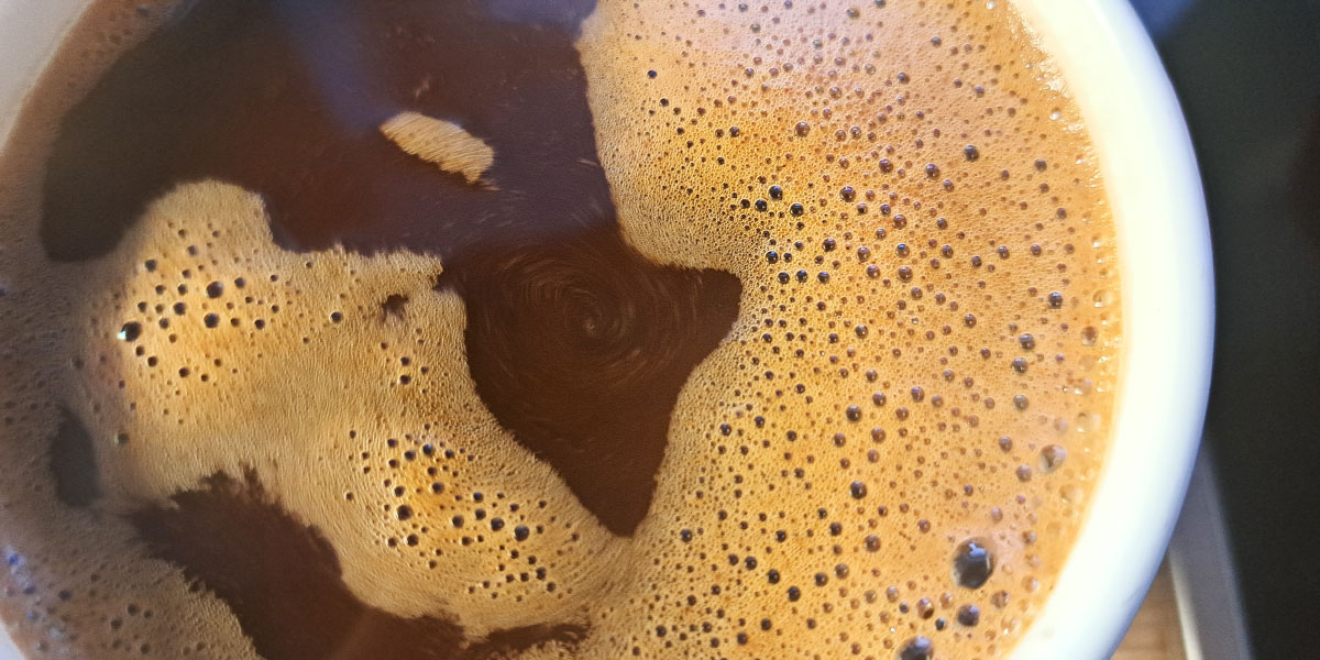 Tri jutranje navade, ki bi se jih bilo dobro odvaditi