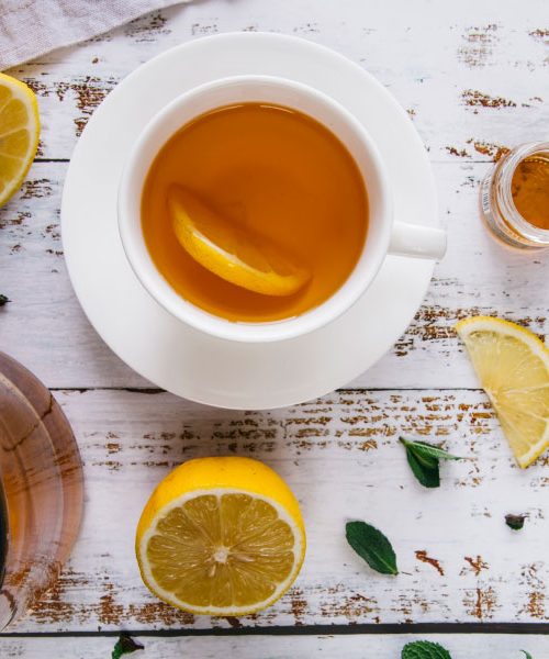 Čaj brez limone? Najbolj preproste zamenjave, ki jih imate že doma