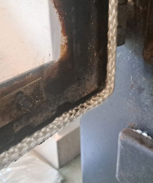 Vam vaš kamin porabi preveč drv? Na ta del verjetno niste bili pozorni