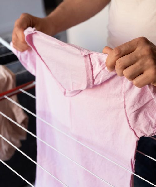 Se vam perilo pozimi suši v nedogled? To so najučinkovitejši načini sušenja