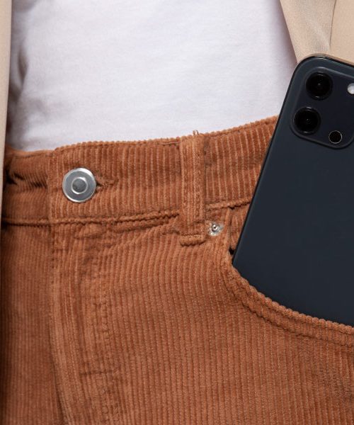 Osem mest, kjer telefona nikoli ne bi smeli puščati