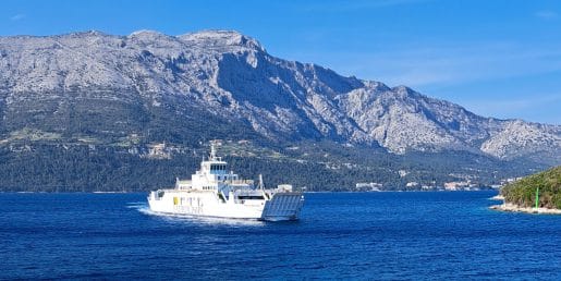 Najdaljše in najkrajše vožnje s trajektom na Jadranu: ena traja skoraj šest ur