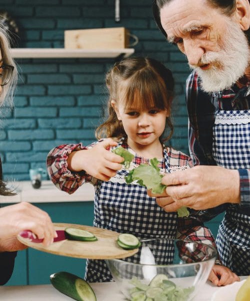 Zakaj dieta s sadjem ni najboljša ideja? Pasti fruktoze, ki ustavijo topljenje maščob