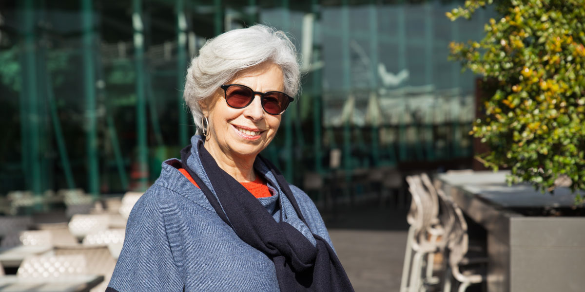 Pričeska, ki pomladi: Najlepši trendi za ženske po 60. letu