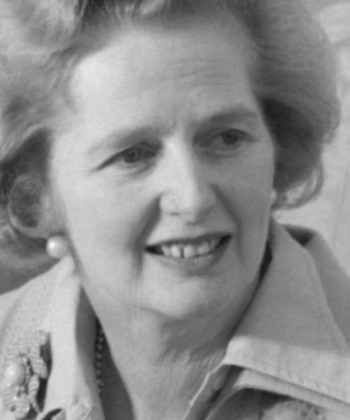 11. februar: dan, ko so se pisale meje držav in padali režimi po svetu