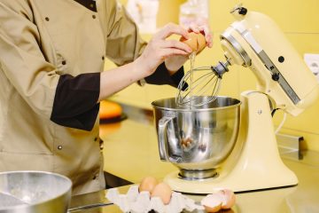 V katere kuhinjske aparate se res splača vložiti? Kuharji razkrivajo svoje favorite