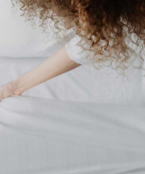 Zakaj bi morali posteljo pospraviti takoj po vstajanju? Učinek, ki ga čutite ves dan