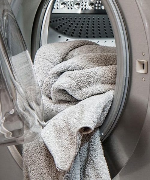 Razlogi, zakaj ne bi smeli prati ene “žehte” za drugo