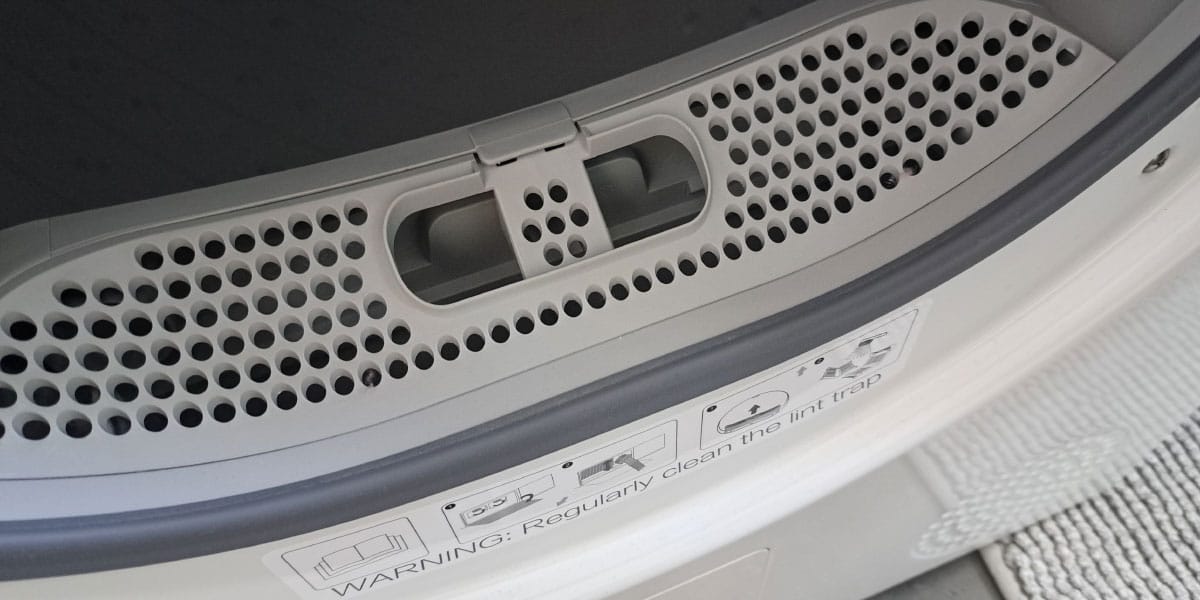 Na ta del sušilnega stroja številni pozabijo, posledice pa niso nedolžne