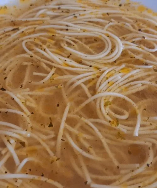 Kako rešiti preveč slano juho? Trije preprosti načini do hitre rešitve