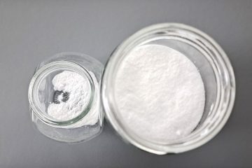 Soda bikarbona v prahu ali v zrnu – razlika, ki jo večina spregleda
