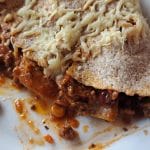 Tortilja z mletim mesom in mocarelo