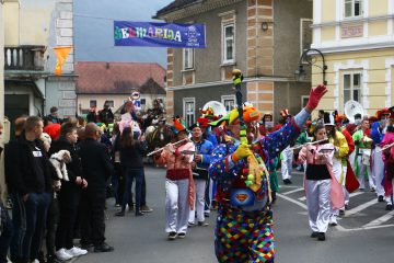 V tej slovenski občini si za pusta voščijo “Vesele prazn’ke”