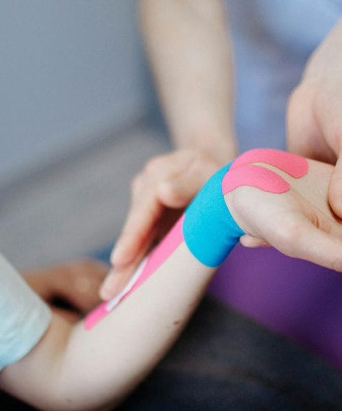 To naredite z rokami zjutraj, če čutite napetost