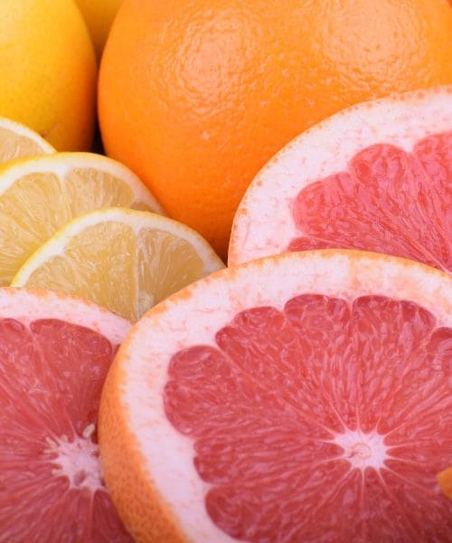 Zdravniki opozarjajo ljudi po 50. letu na to zelo priljubljeno sadje