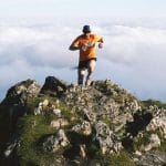 Hoja v hrib ali tek: kaj bolj pomaga pri kurjenju maščob in manj obremeni sklepe