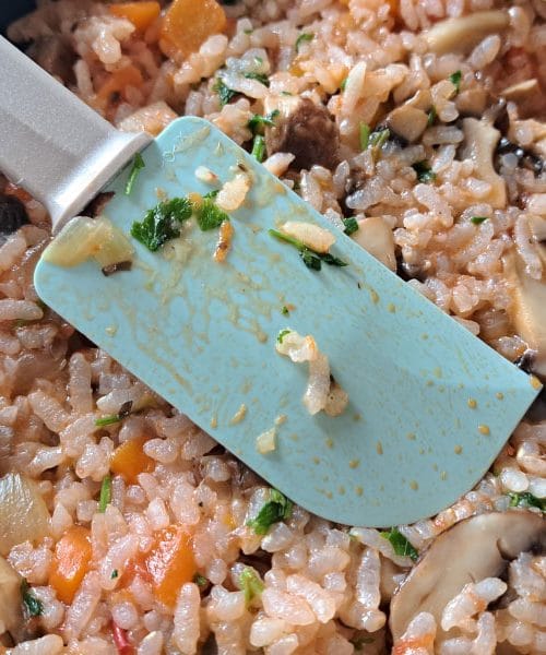 Kuhinjski pripomočki, ki jim velja nameniti več pozornosti