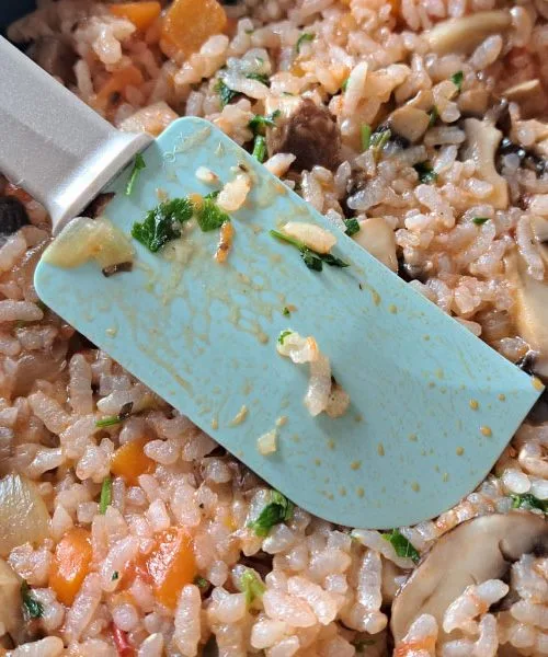 Kuhinjski pripomočki, ki jim velja nameniti več pozornosti