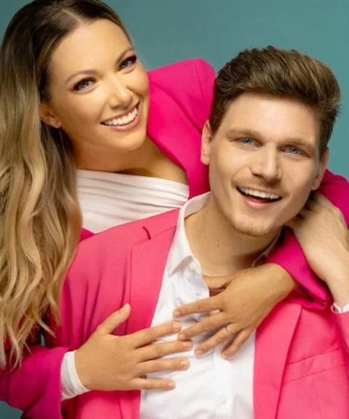 Uroš in Tjaša – Nikoli prestar (VIDEO)