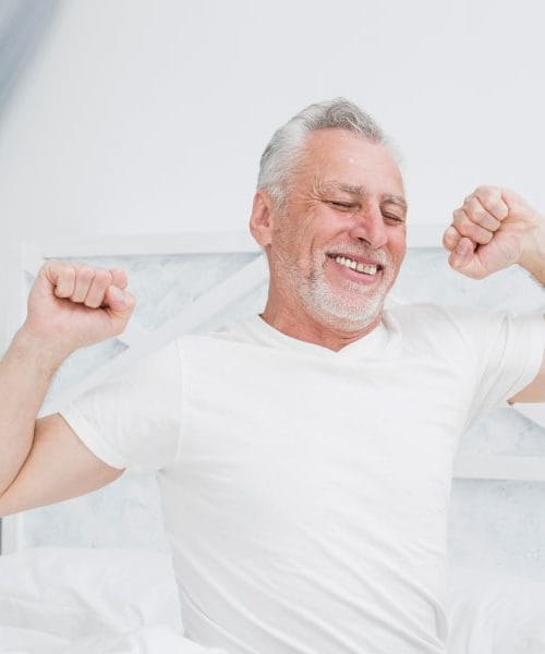 Zakaj mnogi po 60. letu vstajajo prej kot nekoč