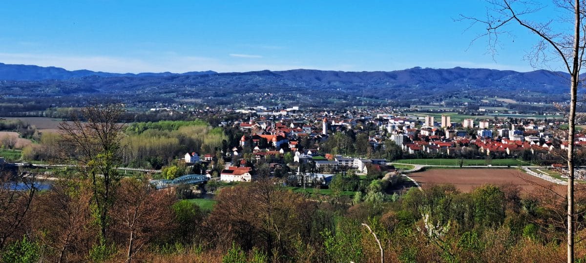 Ta razgled nad Brežicami preseneti skoraj vsakega pohodnika