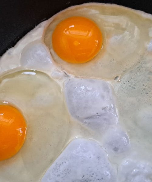 Večina pri cvrtju jajc spregleda eno podrobnost in prav zato rezultat pogosto razočara