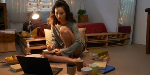 Kako lahko doma ustvarite dodaten prihodek brez velikega vložka