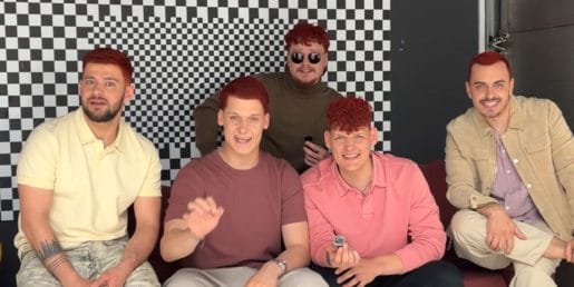 Zakaj imajo Firbci kar naenkrat rdeče lase?