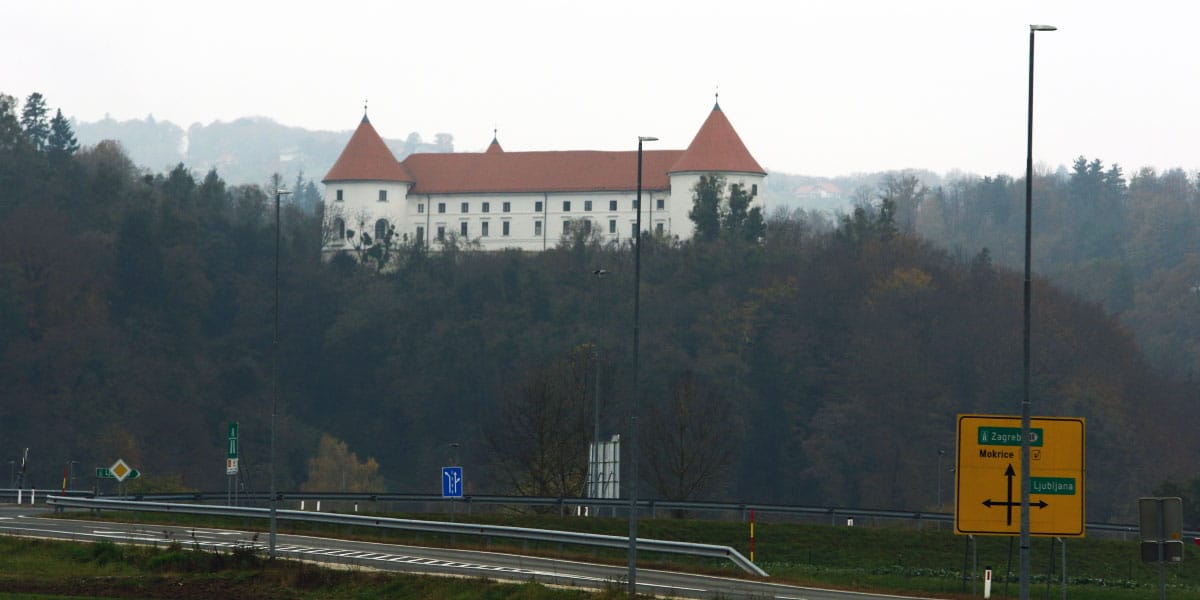 Grad Mokrice