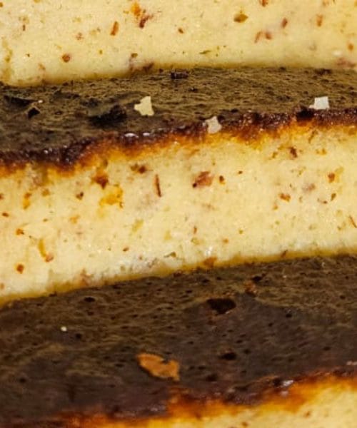 Limonin biskvit brez moke navduši z nežno sredico in izrazitim okusom citrusov