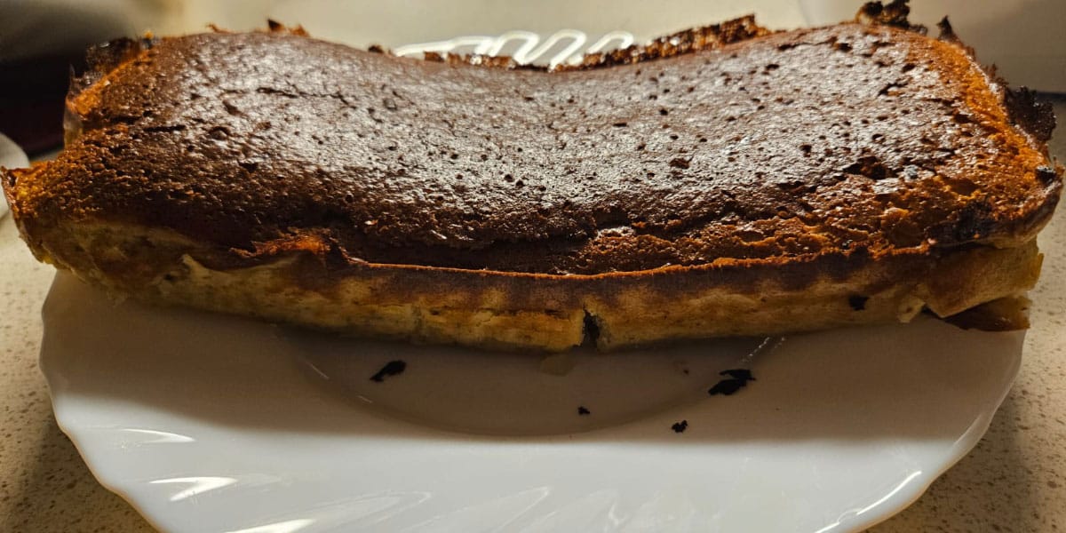 Pečen limonin biskvit