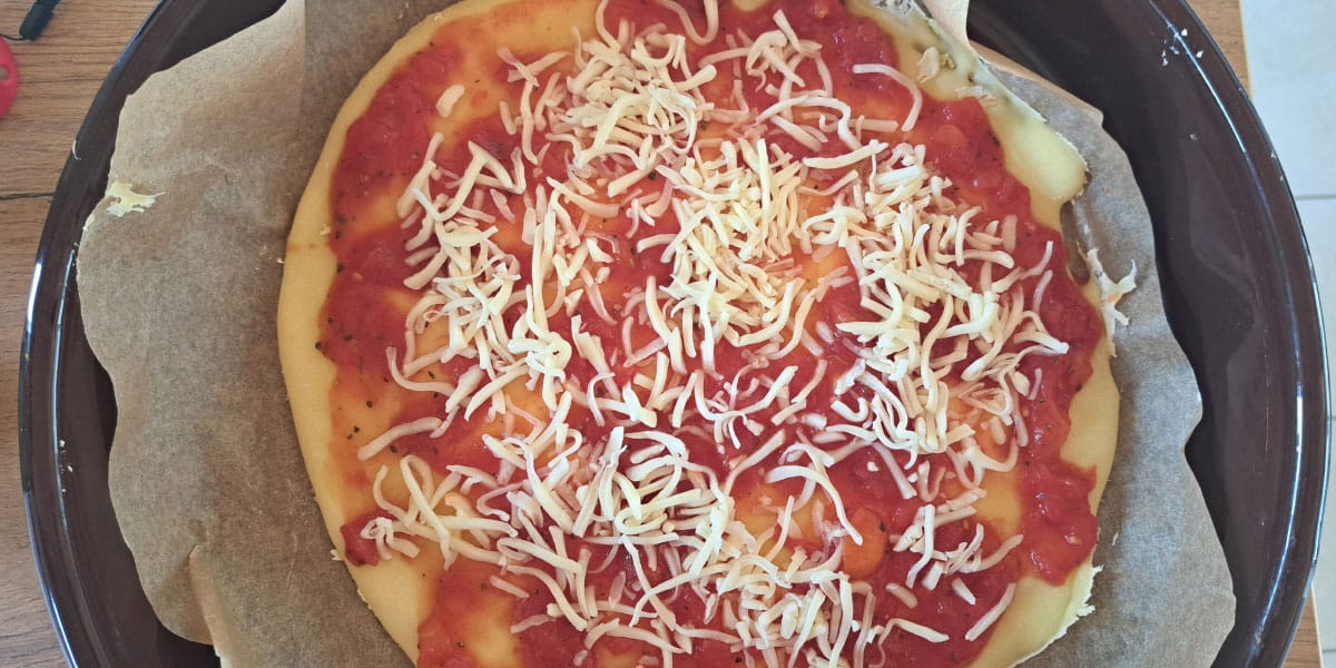 Brezglutenska pica ne uspe? Najpogosteje ni kriva pečica, ampak testo