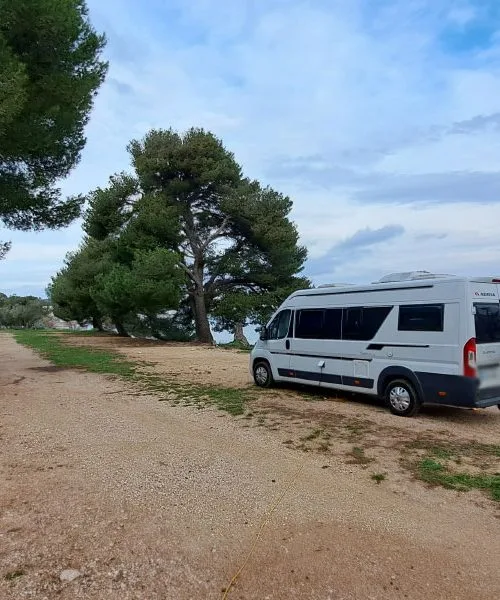 Pet stvari, na katere morate biti pozorni pri nakupu rabljenega avtodoma