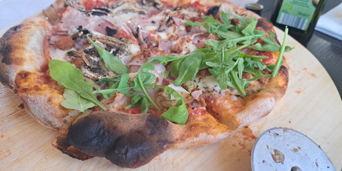 Rukolo na pico dodajte tik pred serviranjem – izgubi tisto, zaradi česar jo imamo radi