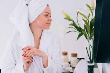 Naravna rešitev za sijočo kožo, ki jo imate že doma