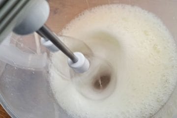 Sneg iz beljakov ni le za eno sladico: lahko ga uporabite na več načinov