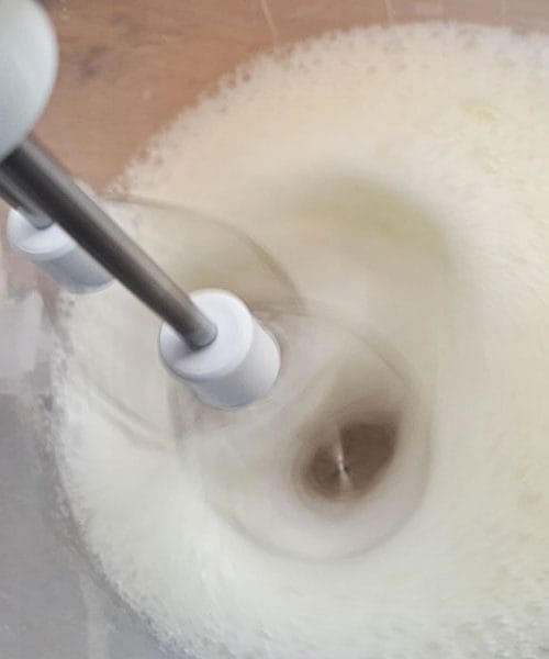 Sneg iz beljakov ni le za eno sladico: lahko ga uporabite na več načinov