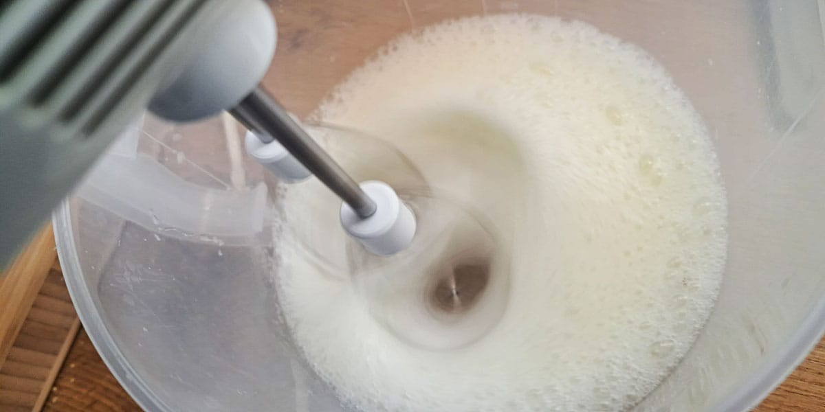 Sneg iz beljakov ni le za eno sladico: lahko ga uporabite na več načinov