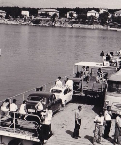 Tako so nekoč potovali s trajektom po Jadranu