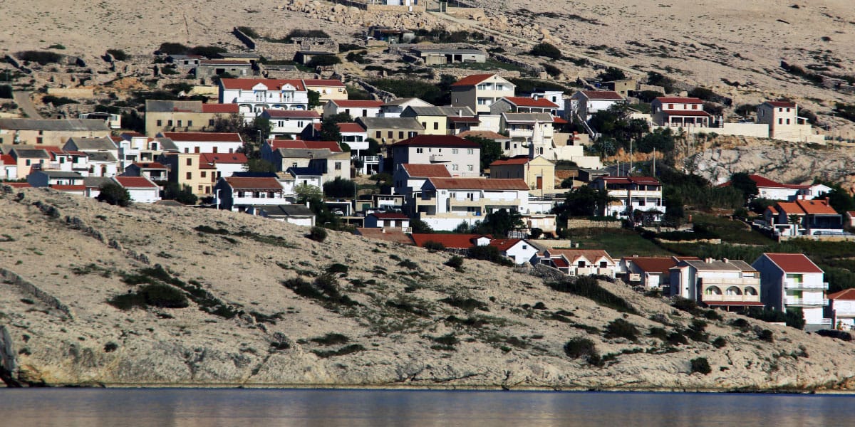 Apartmaji na Pagu