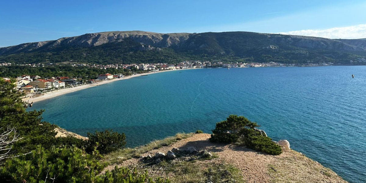 Je plaža v Baški ena najdaljših na Hrvaškem? Odgovor ni tako preprost