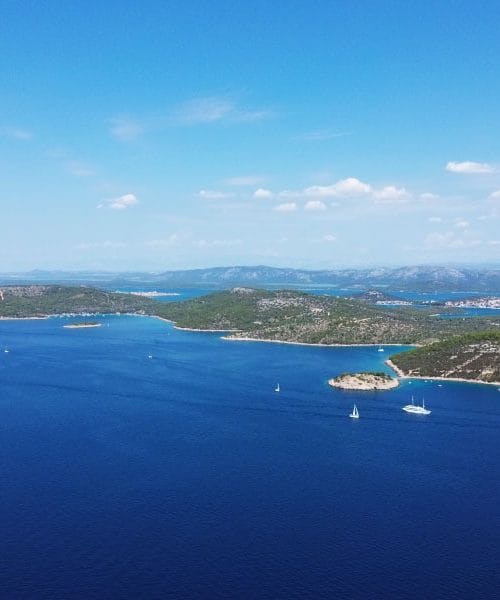 Hrvaška ima 1244 otokov. Ste vedeli, koliko hrvaških otokov je res naseljenih?
