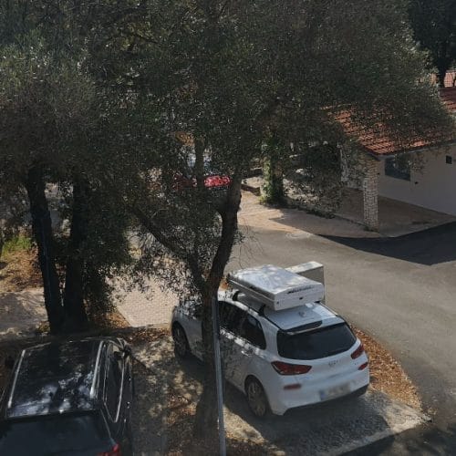 Slovenci na morju: tako se začne skoraj vsak prvi dan v apartmaju
