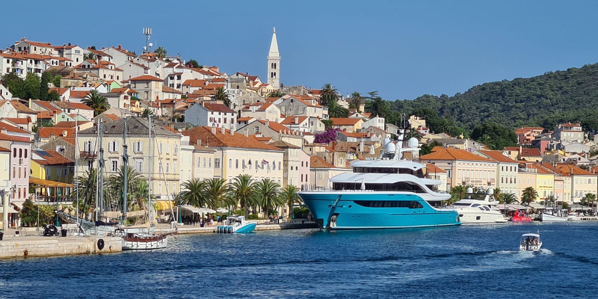 Veliko Slovencev obišče ta hrvaški otok zaradi zdravilnega zraka