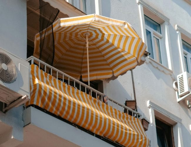 Kako preživeti še naslednjih 10 dni vročine? Tu je nekaj preprostih ukrepov